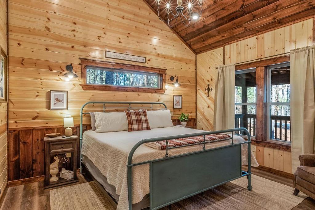 Large Luxury 2Br Cabin W Hot Tub Double Trouble Was Designed For Fun Comfort And Memories Minutes From Buzzling Hochatown And Beautiful Beaver Bend State Park Broken Bow Kültér fotó