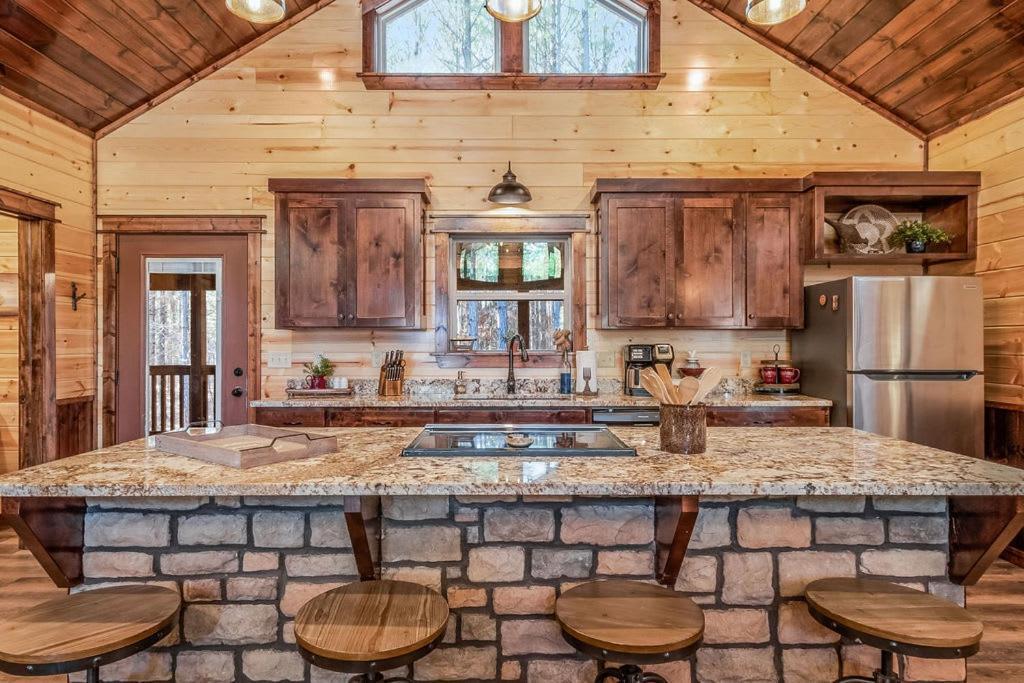 Large Luxury 2Br Cabin W Hot Tub Double Trouble Was Designed For Fun Comfort And Memories Minutes From Buzzling Hochatown And Beautiful Beaver Bend State Park Broken Bow Kültér fotó